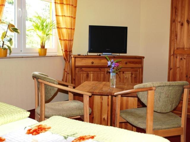 Landhotel Zum Honigdieb Ribnitz-Damgarten Habitación foto
